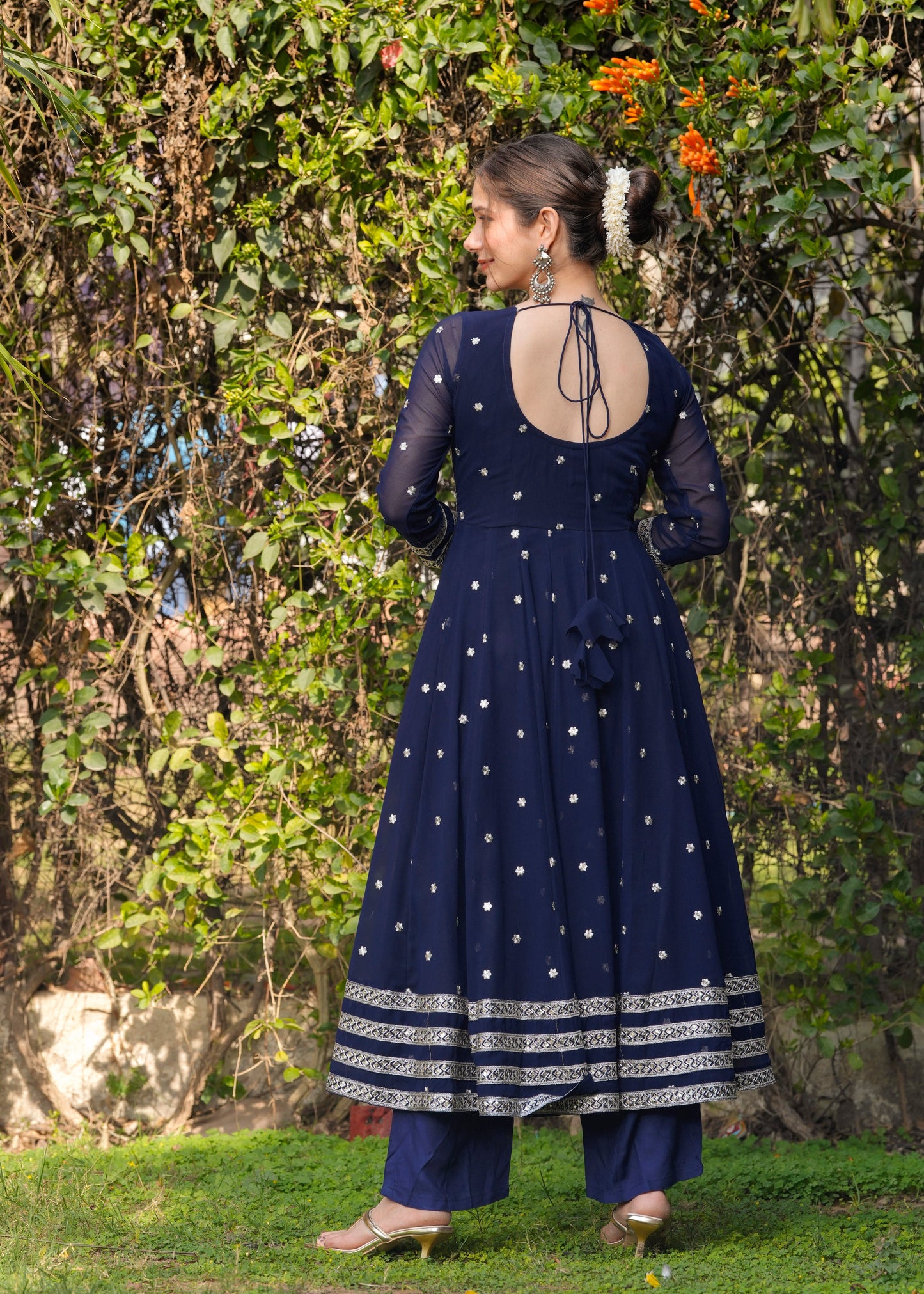 Blue Ethnic Motifs Embroidered Sequinned Kurta & Trousers With Dupatta